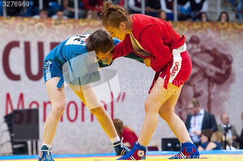 Image of Shorena Sharadze (R) and Katsiaryna Prakapenka (B) fights