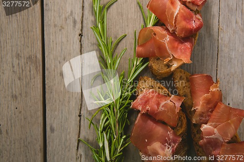 Image of sliced prosciutto 