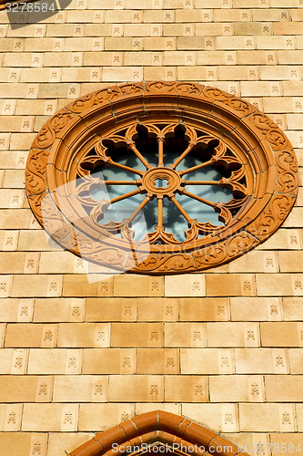 Image of villa cortese italy   church  varese  the old   rose window