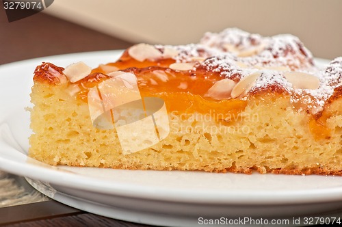 Image of apricot cake 