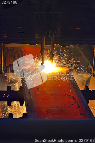 Image of Fire gas cutting steel plate