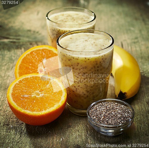 Image of Healthy smoothie with chia seeds