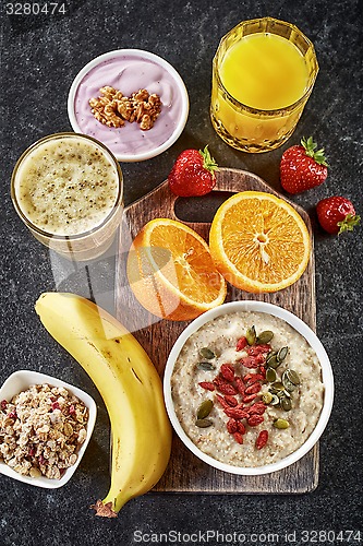Image of healthy breakfast ingredients