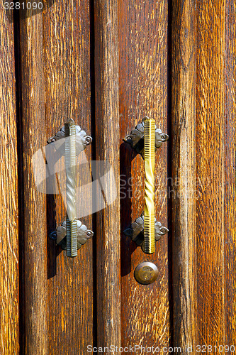 Image of  rusty  castellanza blur lombardy   abstract  brass  