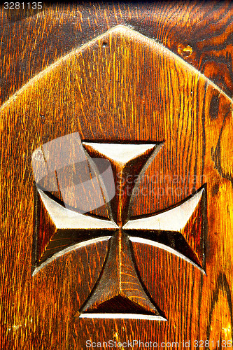 Image of castellanza blur  closed wood italy   cross