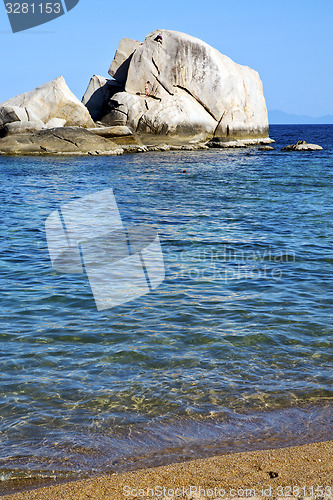 Image of asia  kho tao coastline   big  rocks  froth  