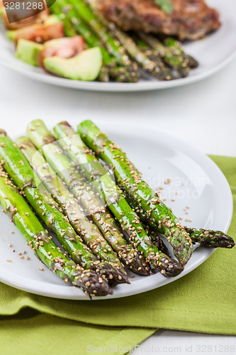 Image of Glazed green asparagus 