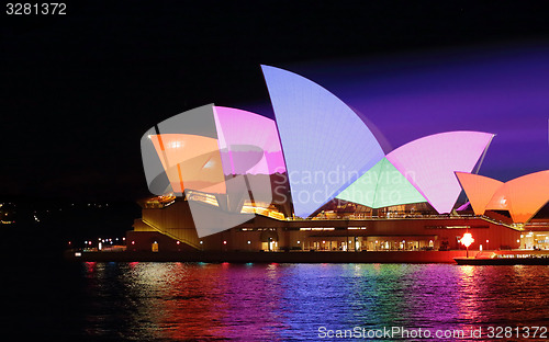 Image of Sydney Opera House in technicolour