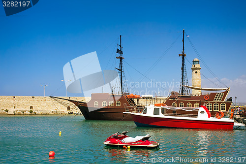 Image of Views of the port and the lighthouse, the town of Rethymno, Cret