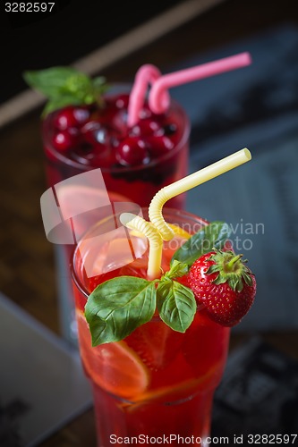 Image of homemade lemonade.