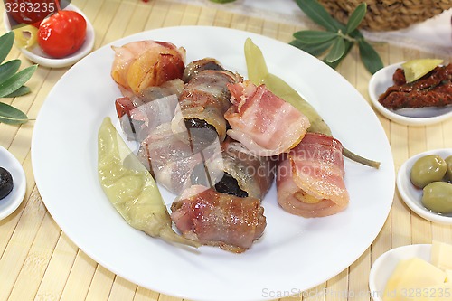 Image of Tapas stuffed with fruits