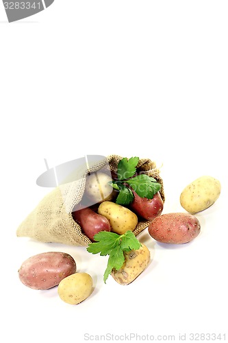 Image of potatoes in jute sack