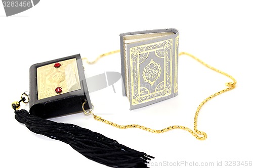 Image of Quran with Case