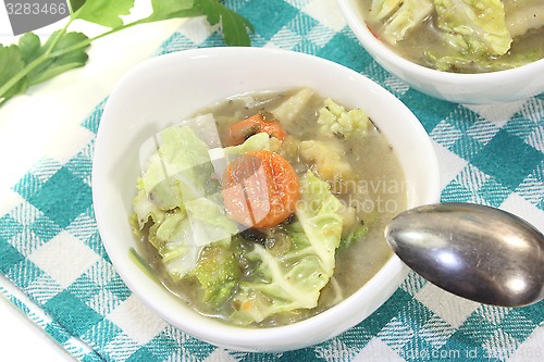 Image of Savoy cabbage stew with leeks