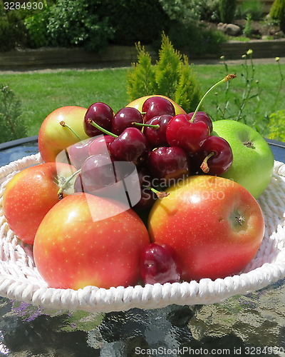 Image of Apples and cherries