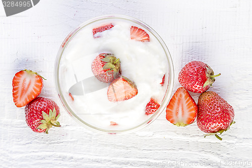 Image of strawberry yoghurt