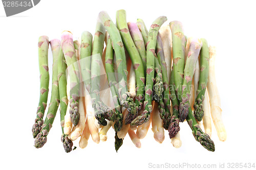 Image of green asparagus isolated