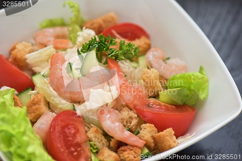 Image of shrimp vegetable salad