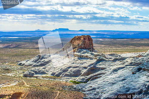 Image of landscape scenes near lake powell and surrounding canyons