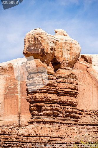 Image of hoodoo rock formations at utah national park mountains