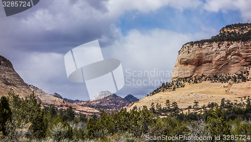 Image of landscapes near abra kanabra and zion national park in utah