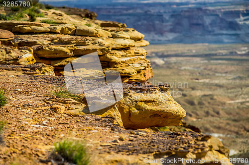 Image of landscape scenes near lake powell and surrounding canyons