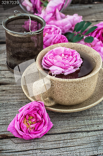 Image of tea rose