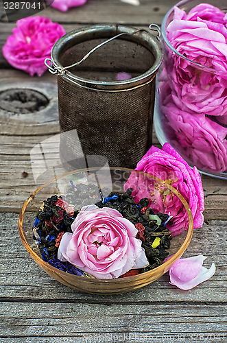 Image of tea rose