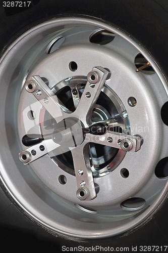 Image of Wheel Alignment