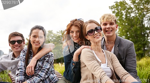 Image of group of students or teenagers hanging out