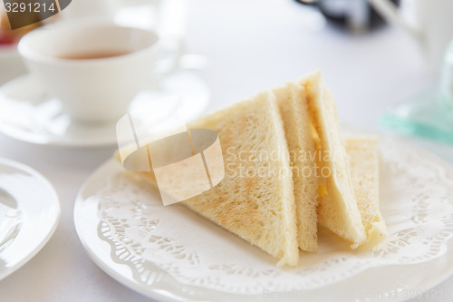 Image of close up of toasted white bread on plate