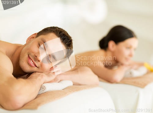 Image of couple in spa