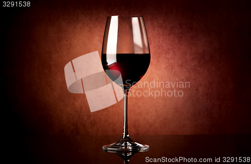 Image of Red wine in glass