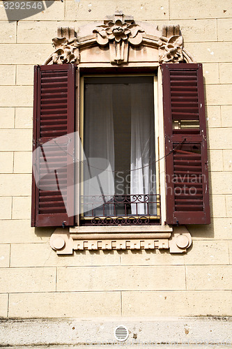 Image of shutter europe  italy  lombardy       in  the milano  window c  