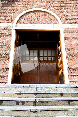 Image of  italy  lombardy     the cardano al campo  old     closed brick 