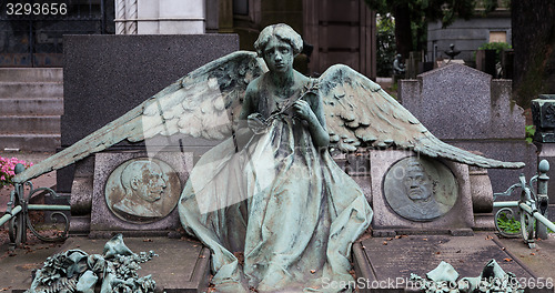 Image of Old Cemetery statue