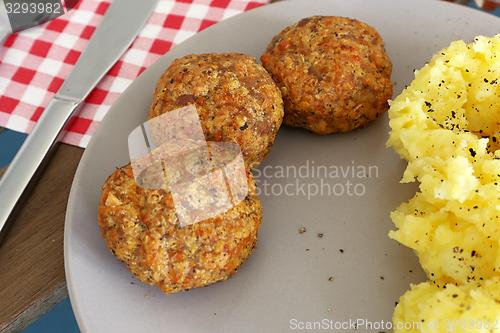 Image of rissoles on the plate