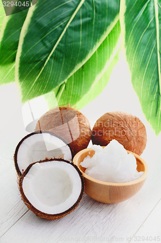 Image of coconut oil