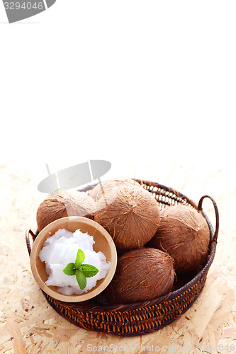 Image of coconut oil