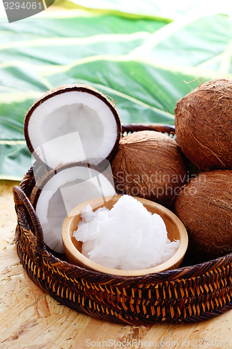 Image of coconut oil