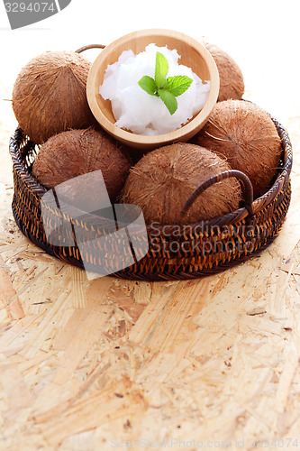 Image of coconut oil