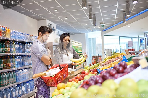 Image of couple shopping in a supermarket