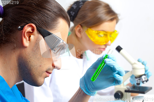 Image of Two researchers in the lab