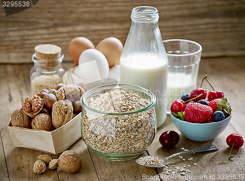 Image of healthy breakfast ingredients