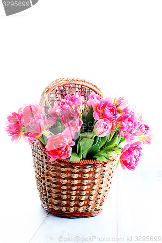 Image of picnic basket