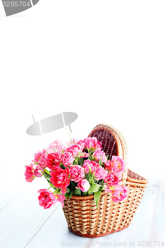 Image of picnic basket