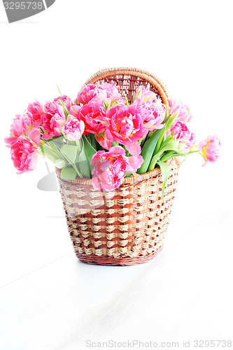 Image of picnic basket