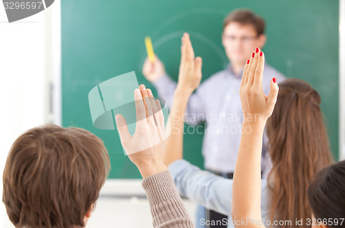 Image of colledge students in auditorium