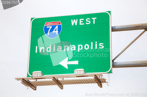 Image of Road sign to Indianapolis