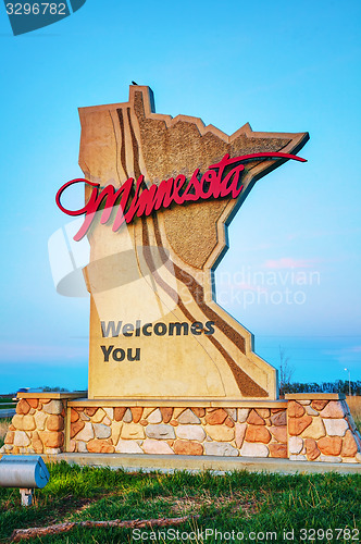 Image of Minnesota welcomes you sign